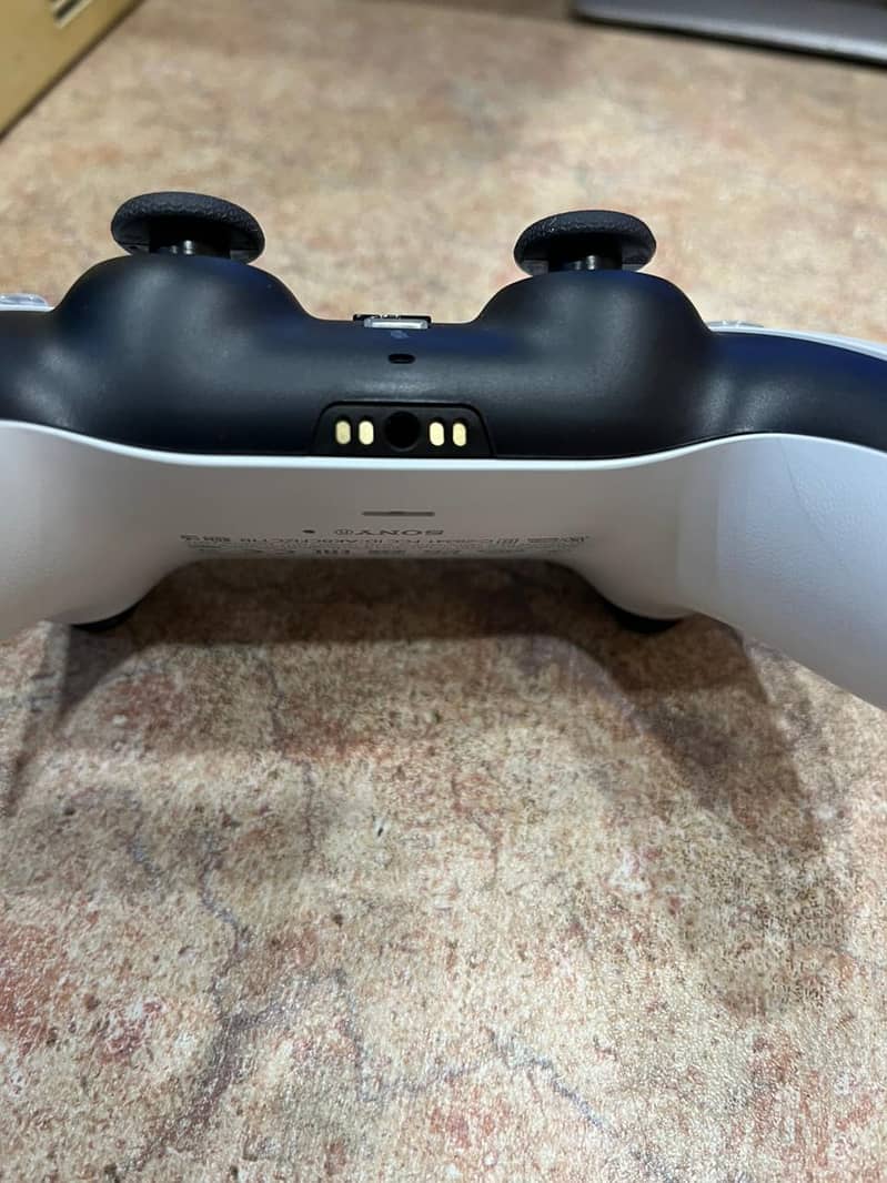 PS5 Controller 8