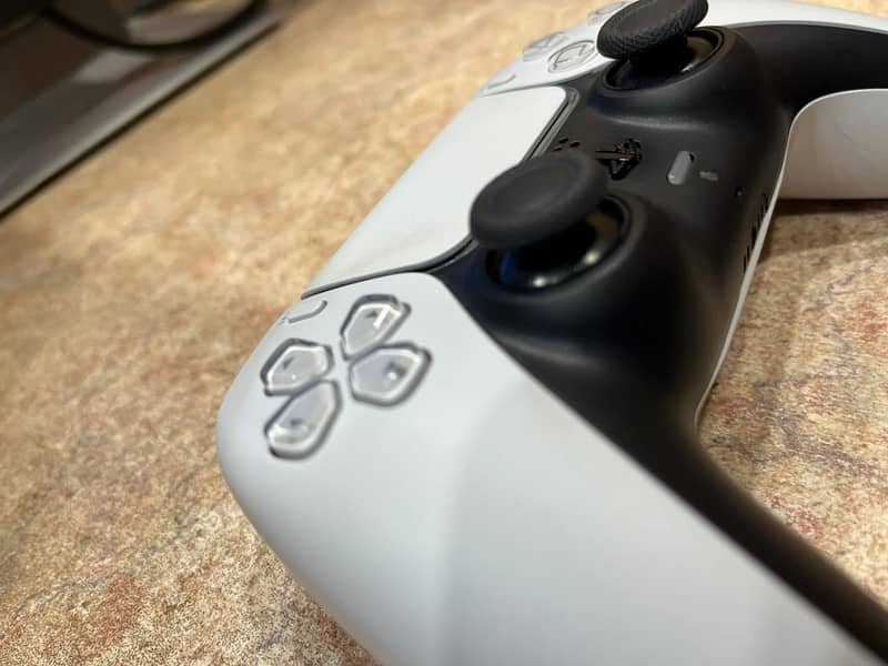 PS5 Controller 3