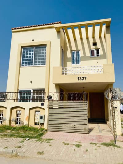 5 Marla House Available For Rent In Ali Block, Bahria Town Phase 8