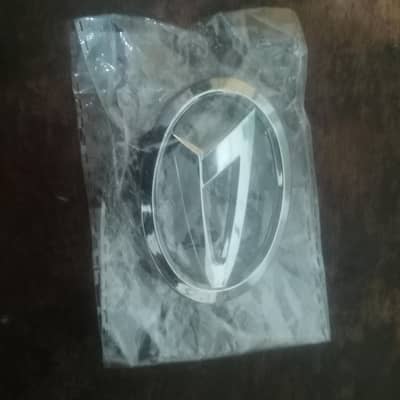 Mira car steering logo