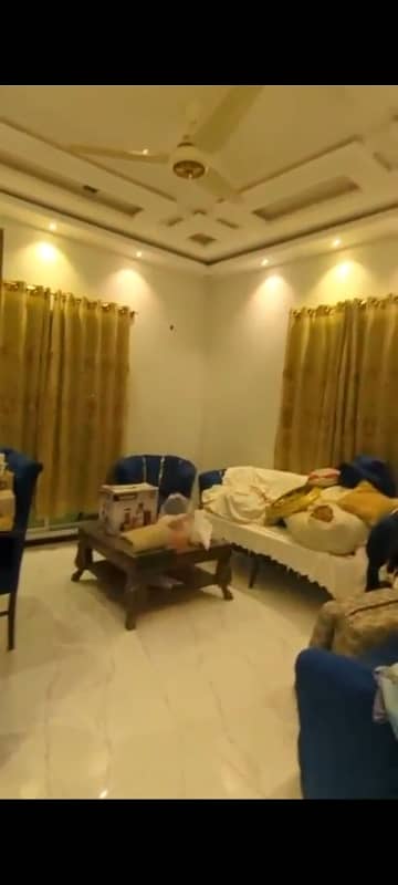 Ready To Buy A Prime Location Upper Portion 256 Square Yards In Bufferzone - Sector 15-A/5