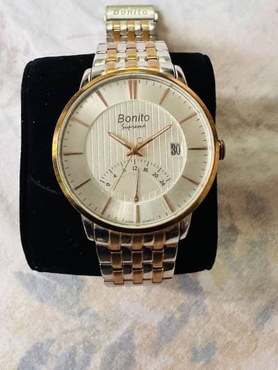 Bonito Brand New Watch