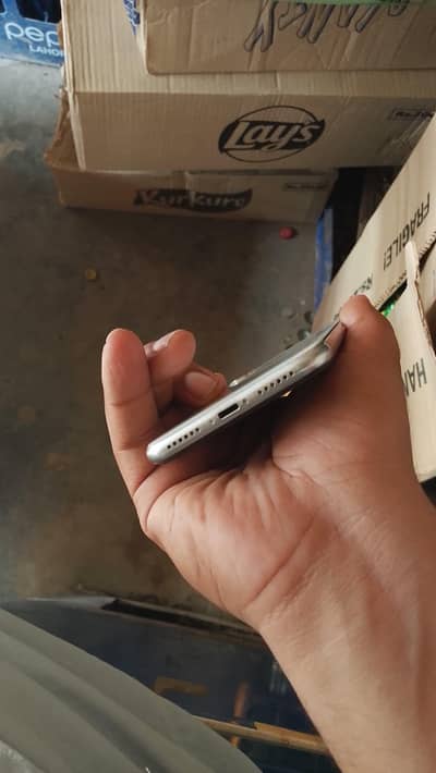 I phone x 256 gb factory unlock lla model