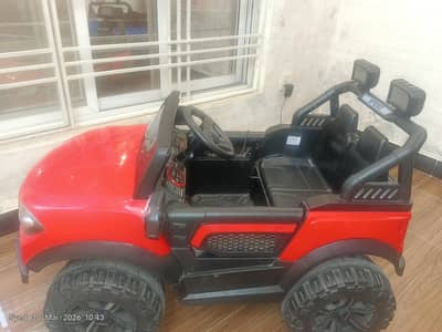 kids charging Car/jeep