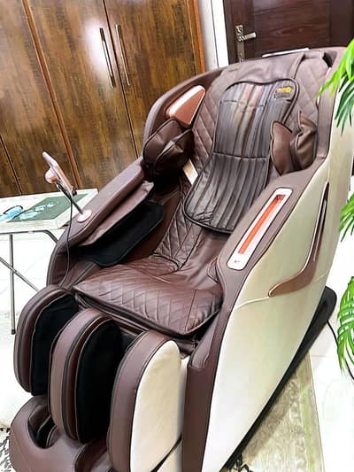 Zero U-Victor massage chair for sale just like new