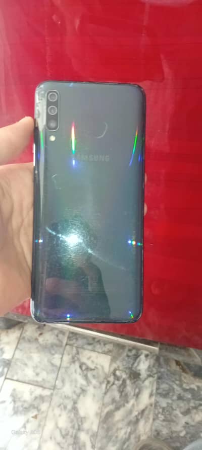 official pta hai 6/128gb hai