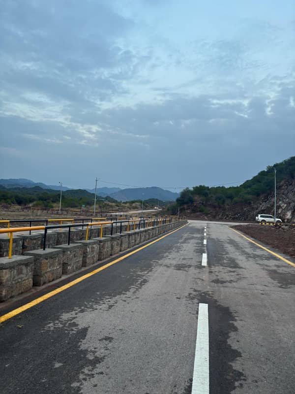 South Face | Beautiful Level Plot 5