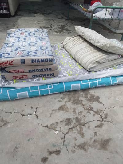 4 single metress with good price