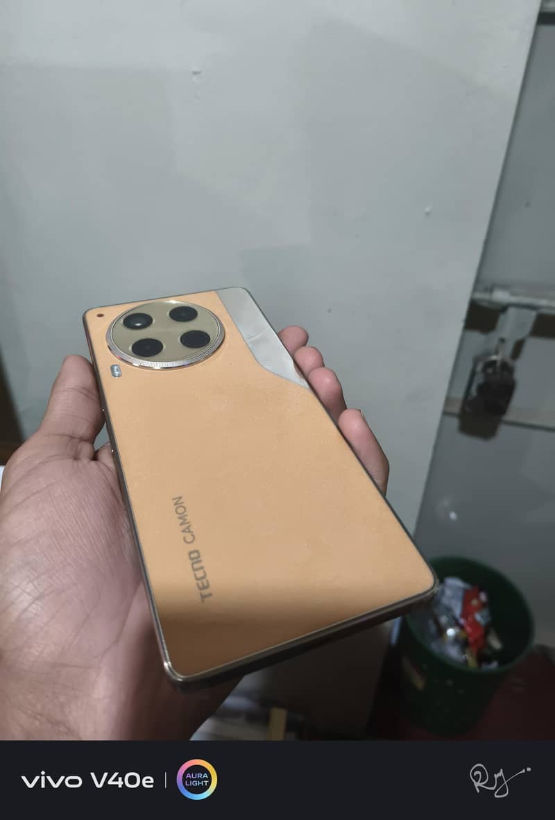 Techno Camon 30 4