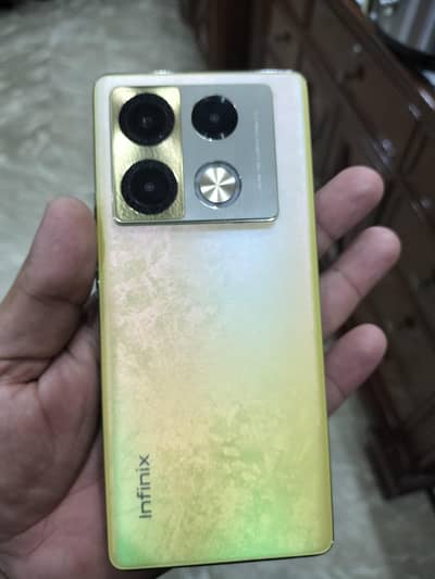 Infinix Note 40 pro