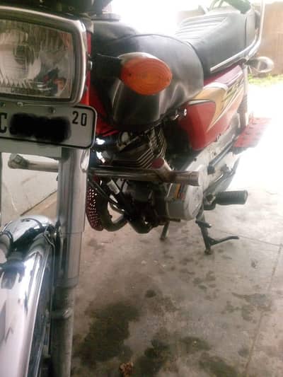 Honda CG125 Red 20