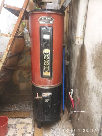 Conventional Storage Geyser– Working Perfect