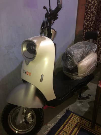 Scooti EVee Nisa for sale