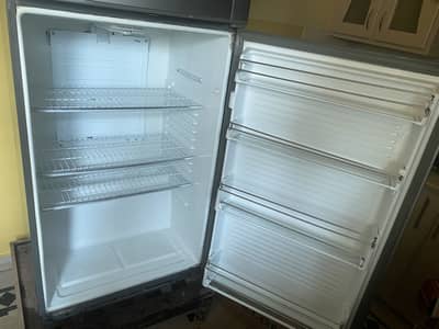Used Fridge for Sale – Good Condition, Fully Working