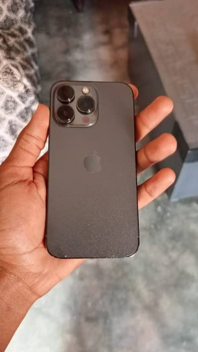 13 PRO FOR SALE/ EXCHANGE POSSIBLE WITH FACTORY UNLOCK IPHONE
