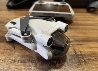 DJ I drone mini 3 pro with full accessory ke sath