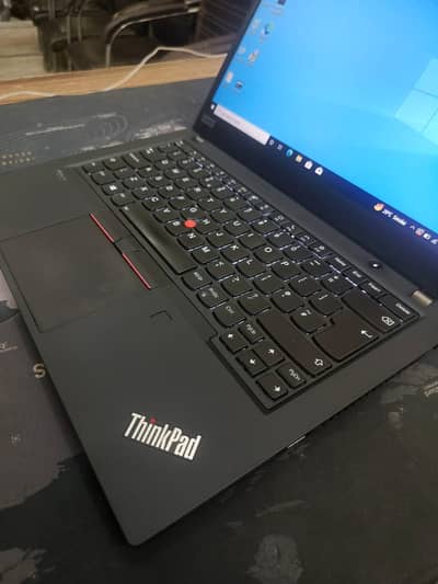 LENOVO ThinkPad P14s Gen 2 AMD Ryzen 5 Pro 5650U 11th Gen Hexa-core (
