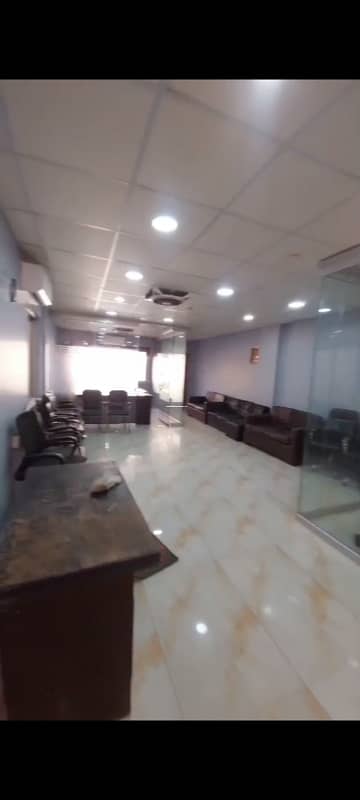 PRIME 1050 SQ. FT. OFFICE SPACE FOR RENT | BUKHARI COMMERCIAL, PHASE 6