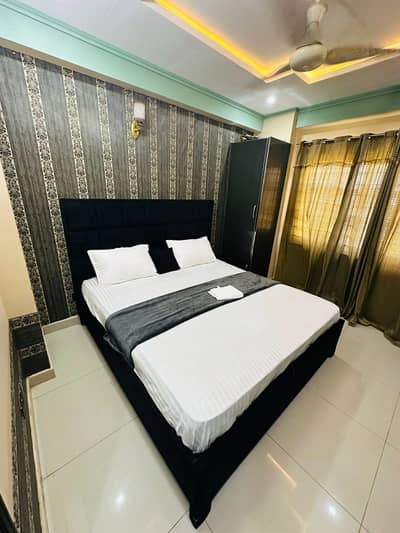 1 BHK furnished apartment daily basis Short Stay and weekly available