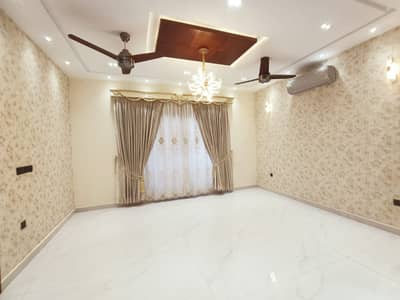 1 KANLA BEAUTIFUL HOUSE AVAILABLE FOR SALE IN A VERY HOT LOCATION IN FAZAIA HOUSING SCHEME PHASE 1 BLOCK B