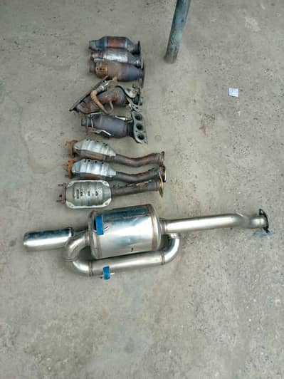 CATALYTIC CONVERTER // TOYOTA,Vitz,Gli,Xli,Premio / FUEL SAVING