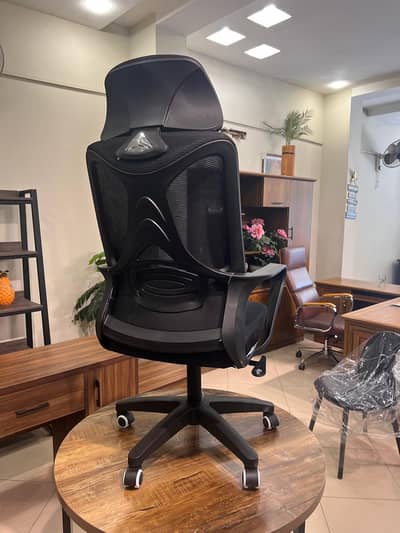 Revolving Chair / Computer Chair / Study / Gaming / Executive Chair