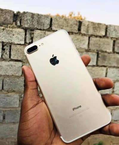 iphone 7 plus 128 GB  no open no repair PTA approved all ok