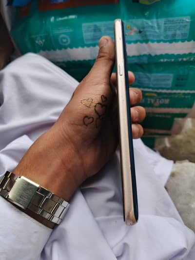 LG v60 gaming phone 10 by 8 condition at 128 GB 5G