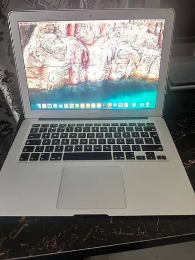 Apple MacBook Air 13-inch (Early 2015) available for sale