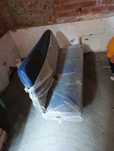 Cary Dabba Seats for Sale