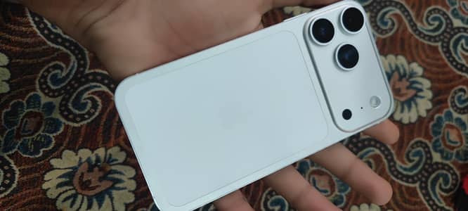 i phone Xr Converted 17 pro non pta 4 month sim time available