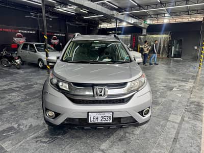 Honda br_v s option 2019 model 03348033008