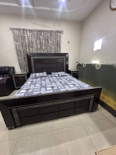 Big Size Bed For Sale