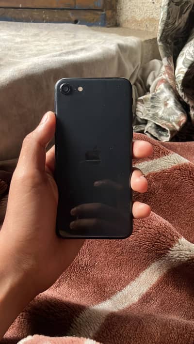 iPhone se 2 icloud lock