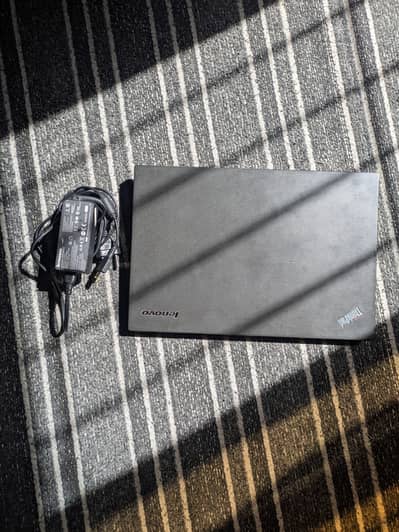 Lenovo Thinkpad T450s Core i7 5th Gen 8GB RAM 256GBSSD Business Laptop