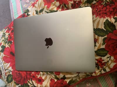 Macbook pro i5 7th generation