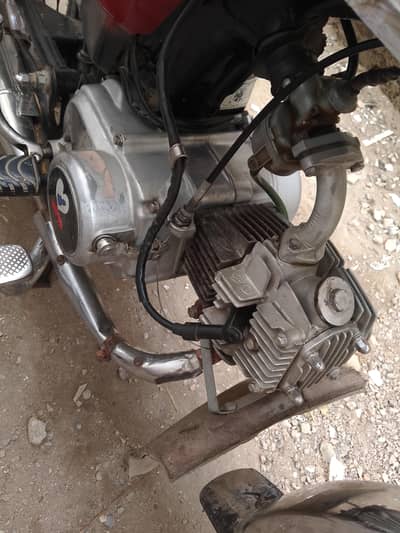 all ok ha waring bi naya ha engine bi ful ok ha koi masla nai ha bike