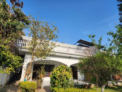 VERY HUGE GARDEN HOUSE FOR RENT IN F-7