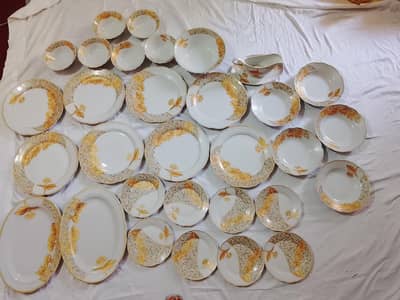 crockery for sale