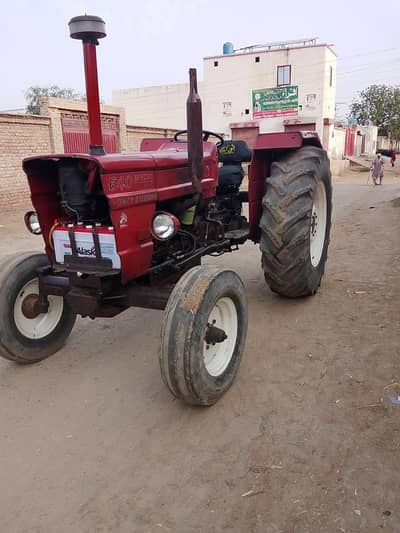 Tractor 640