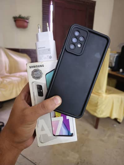 Samsung A72_8/128_with box charger_total geniun_no fault