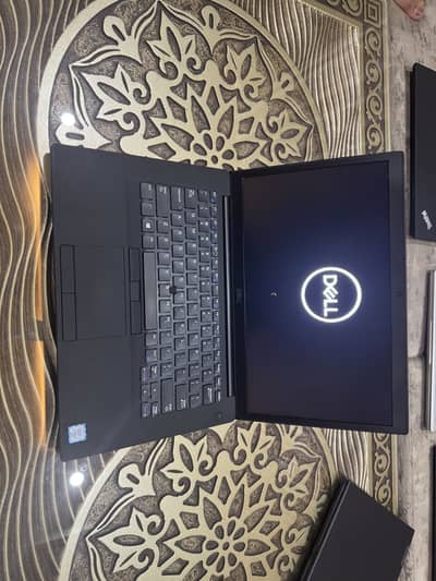 Dell Lattitude  7490  core i5  8th gen 8Gb Ram 256gb Ssd  NVME