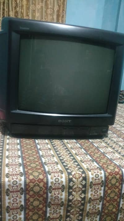 Sony 14" Trinitron tv