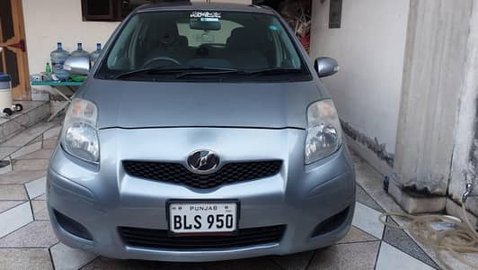 Toyota vitz 2009/2013