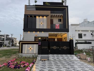 5marla brand new House available for sale in Central Park housing scheme Lahore on prime location