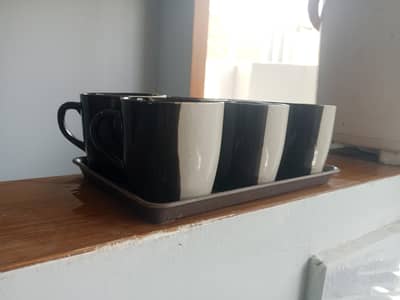 Set of cups