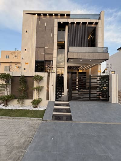 5 Marla Ultramodern House For Sale In Central Park Housing Scheme Lahr. Gas Meter Installed