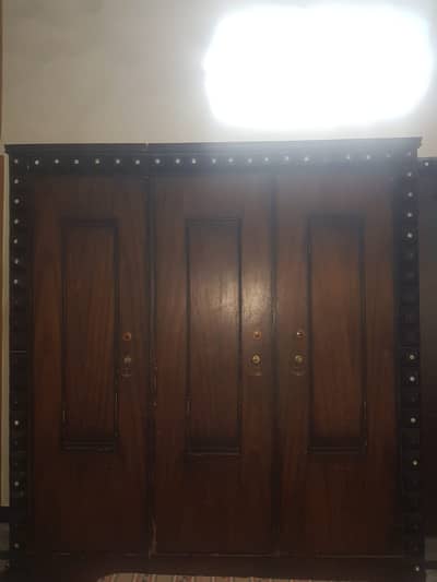 Furniture Set for Sale – Great Deal!