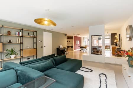 350 Yards 5 Beds Bungalow For Sale In Navy Housing Scheme Karsaz Near Askari 4, Karsaz And Shahrah-e-Faisal