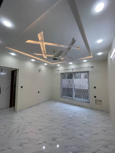 Brand New Luxury House For Sale in G15 Islamabad Near to markaz masjid park Best location More Ten options Old & New available